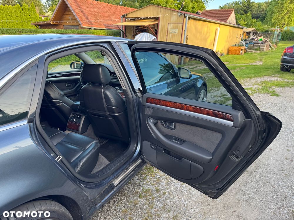 Audi A8 4.2 TDI Quattro - 15