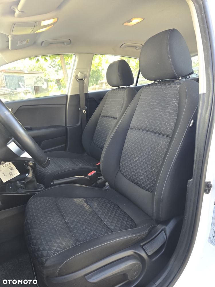 Kia Rio 1.0 T-GDI L - 12