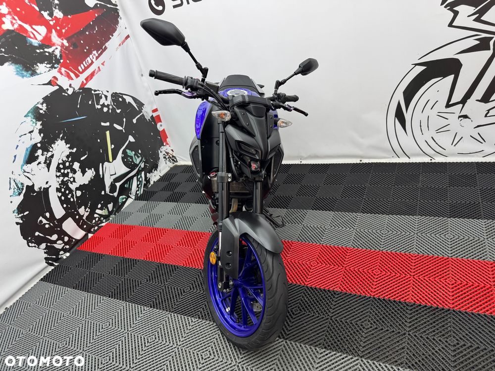 Yamaha MT - 33