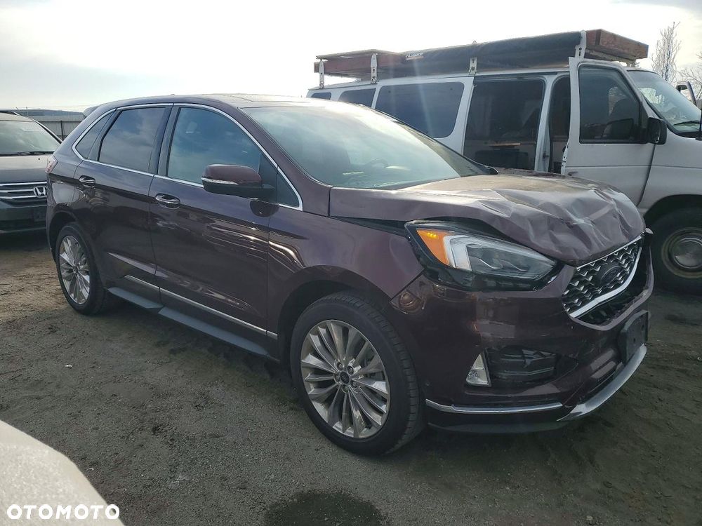Ford Edge - 2
