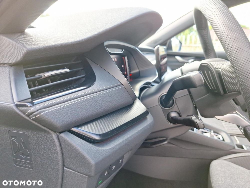 Skoda Octavia 1.5 TSI mHEV Sportline DSG - 17