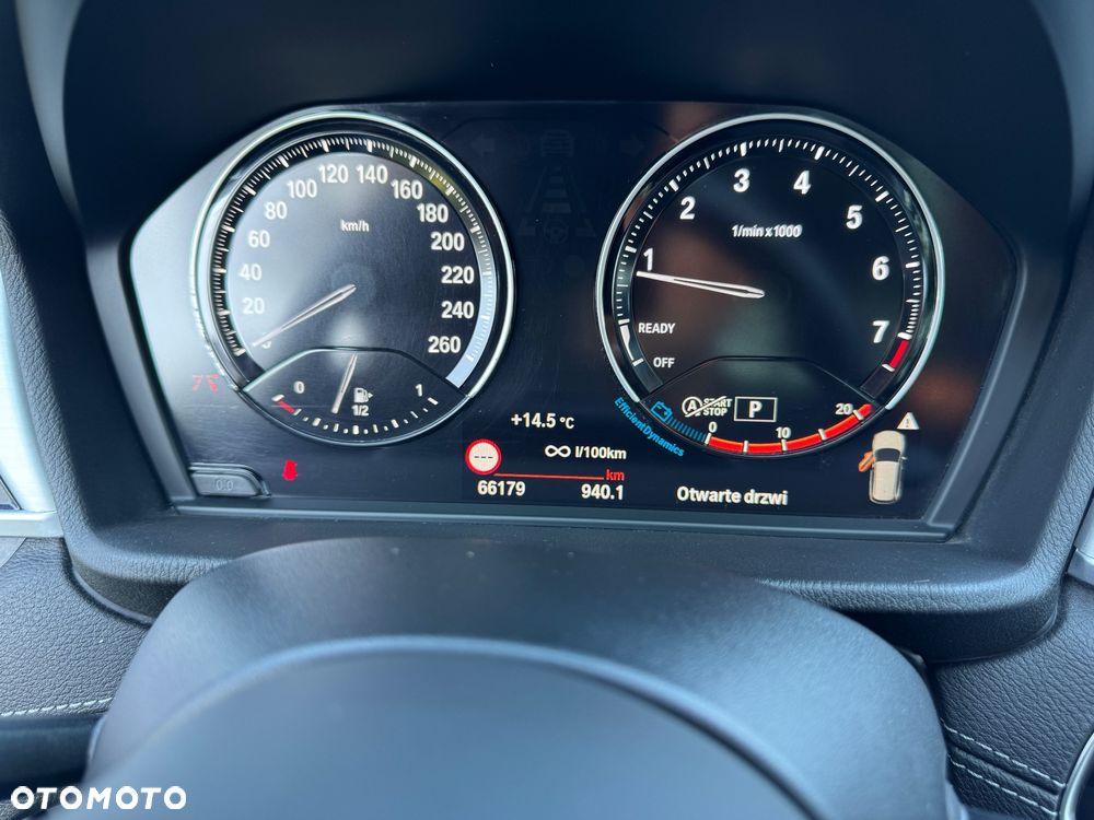 BMW X1 xDrive28i Sport Line - 35