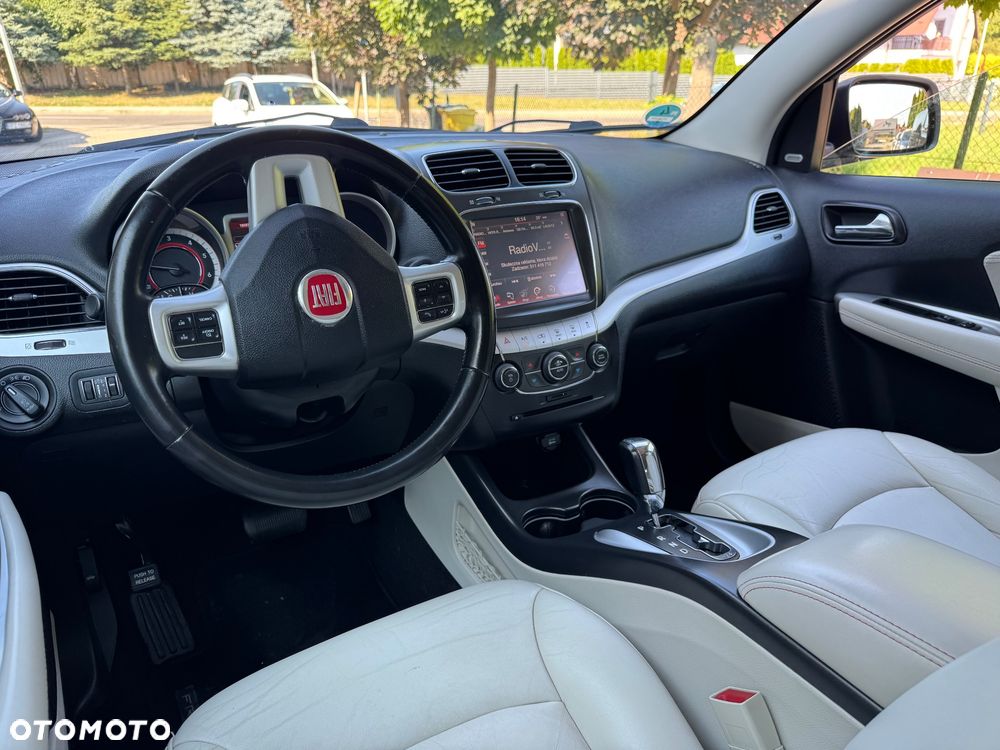Fiat Freemont 2.0 Multijet 16V DPF Automatik Allrad Lounge - 23