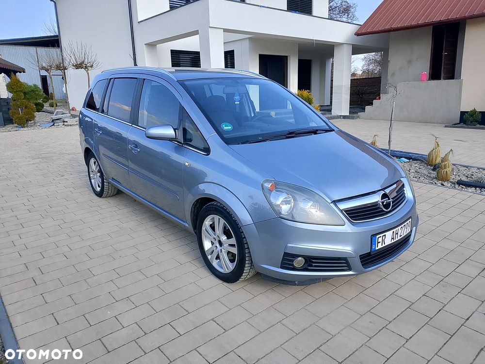 Opel Zafira 1.8 Edition 111 Jahre - 9