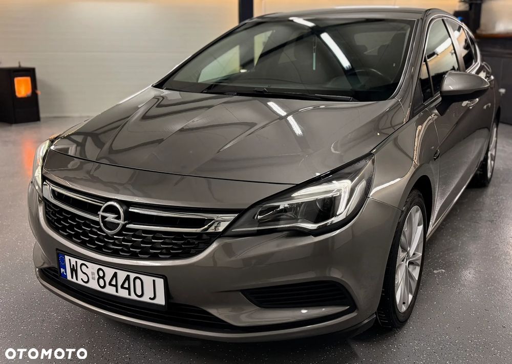 Opel Astra 1.4 T Enjoy - 9