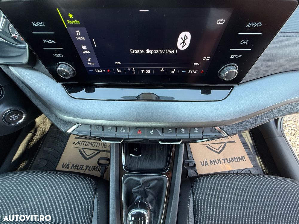 Skoda Octavia Combi 2.0 TDI Ambition - 23