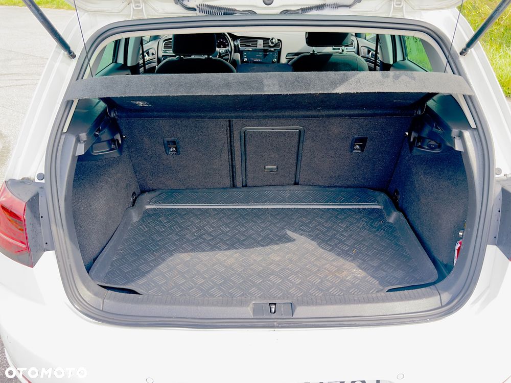Volkswagen Golf 1.5 TSI BMT Evo Highline DSG - 12
