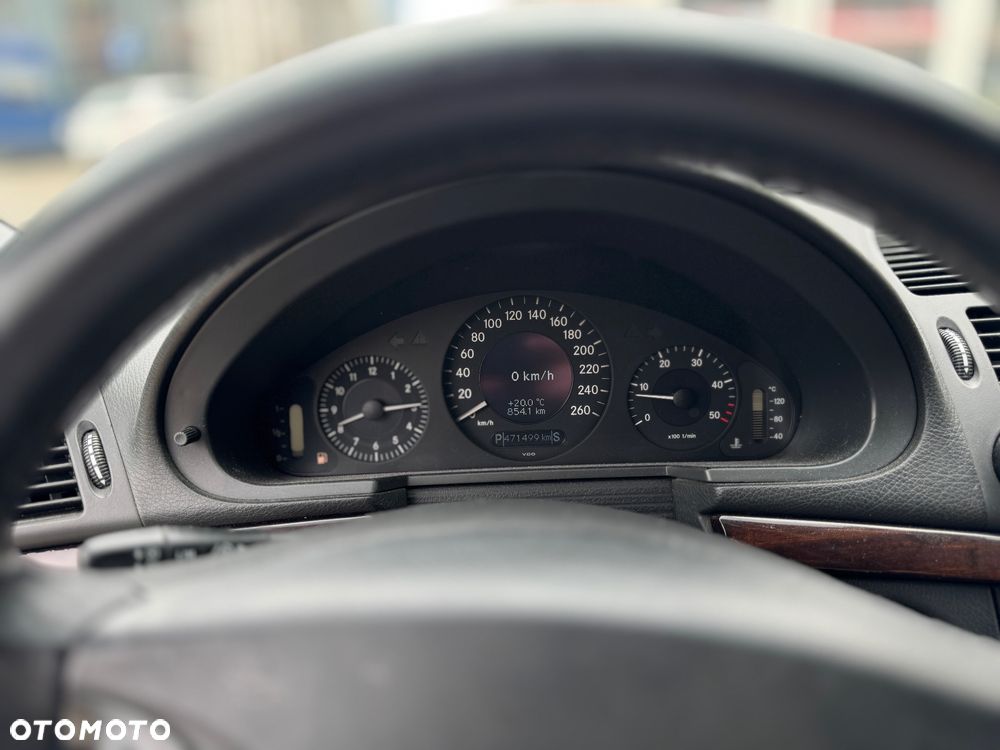 Mercedes-Benz Klasa E 200 CDI Automatik Classic - 6
