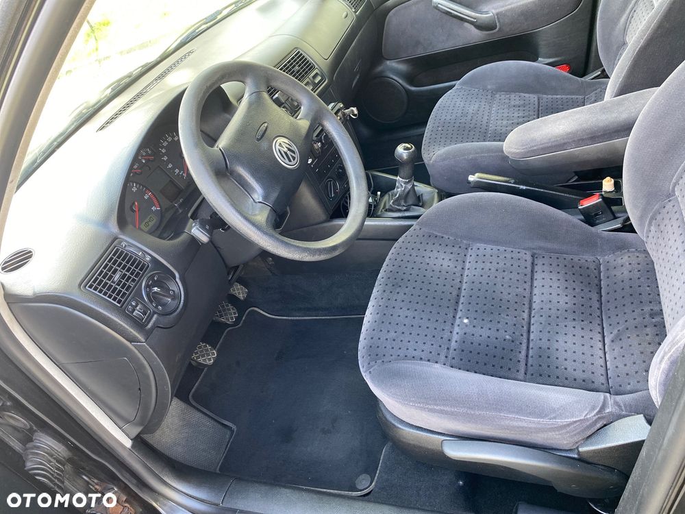 Volkswagen Golf 1.4 Comfortline - 5
