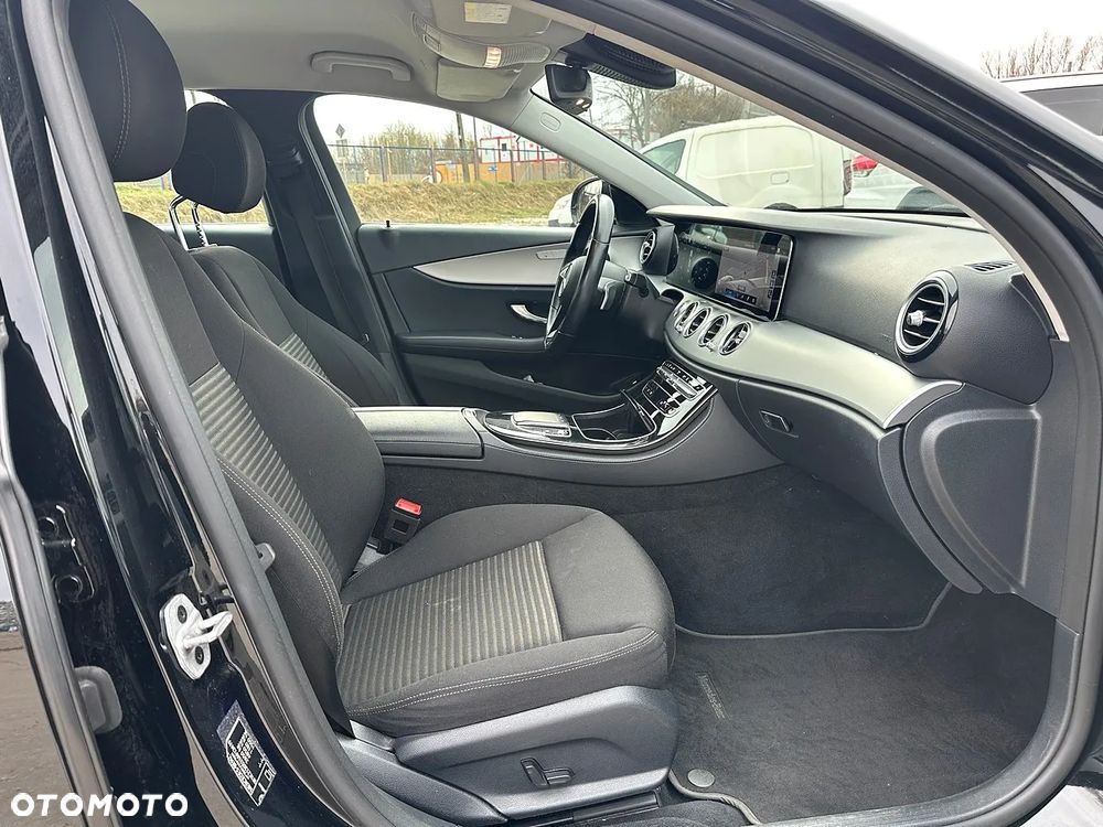 Mercedes-Benz Klasa E 300 de 9G-TRONIC Avantgarde - 11