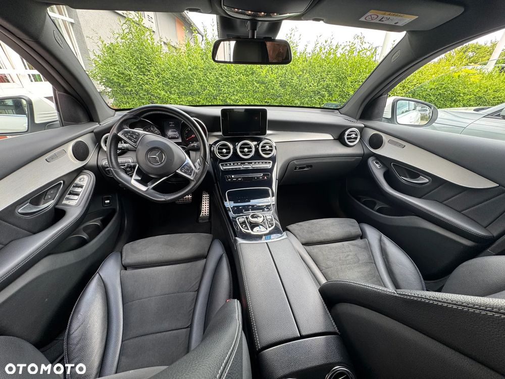 Mercedes-Benz GLC - 11