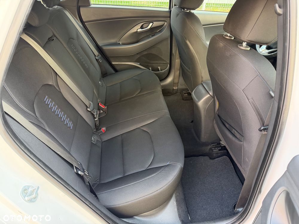 Hyundai i30 1.4 T-GDI GO Plus - 31