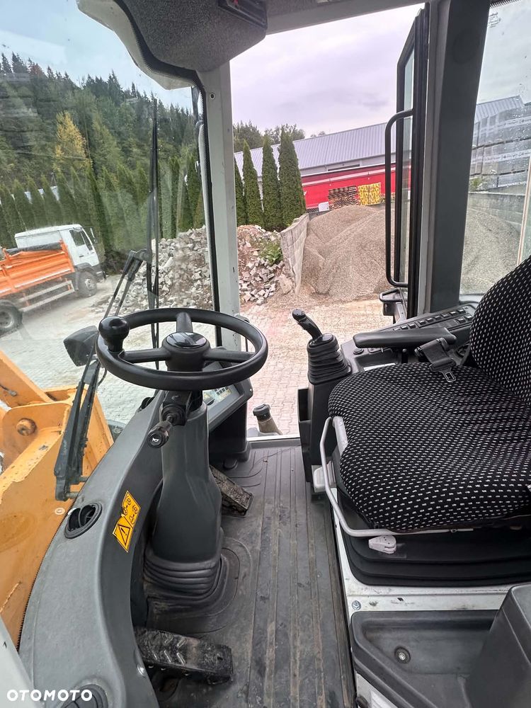 Liebherr L514 - 8