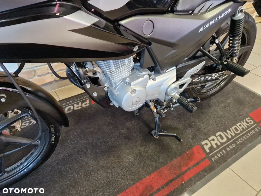 Honda CBF - 26