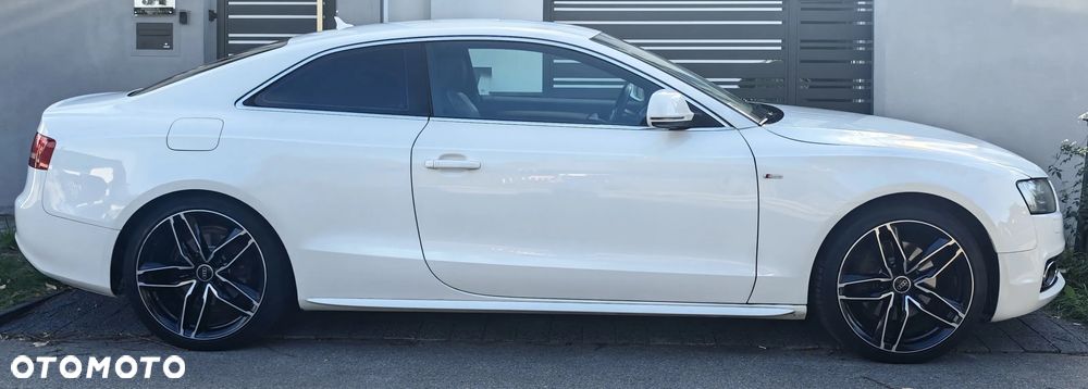 Audi A5 Coupé 2010 photo 3
