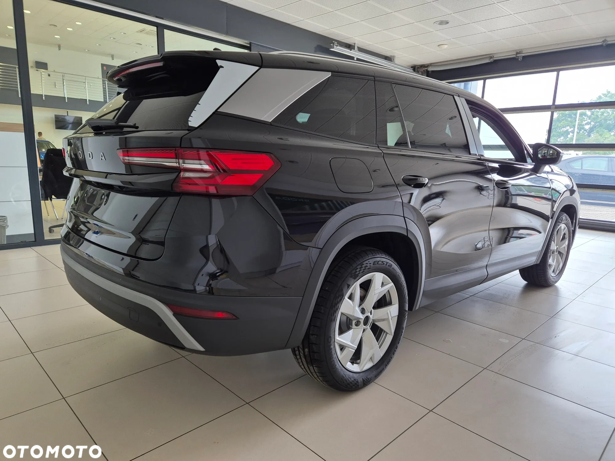 Skoda Kodiaq 1.5 TSI mHEV 4x2 Selection DSG - 16