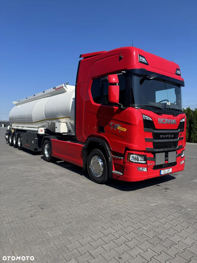 Scania R460 - ADR - 11