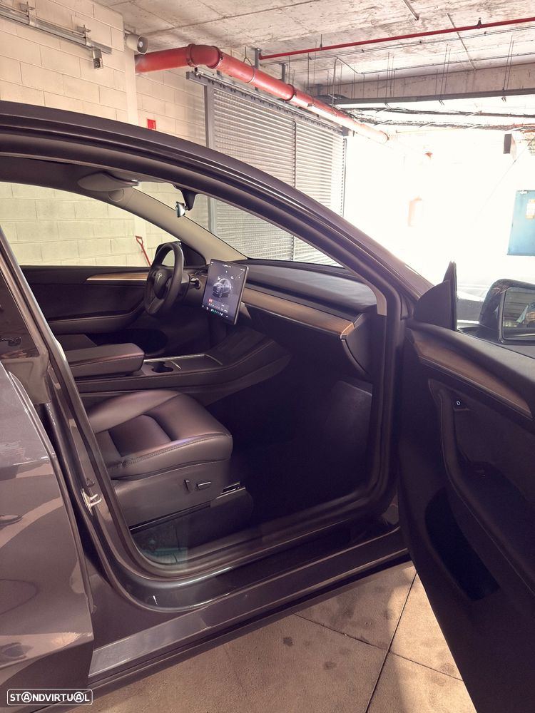 Tesla Model Y Tração Traseira - 13