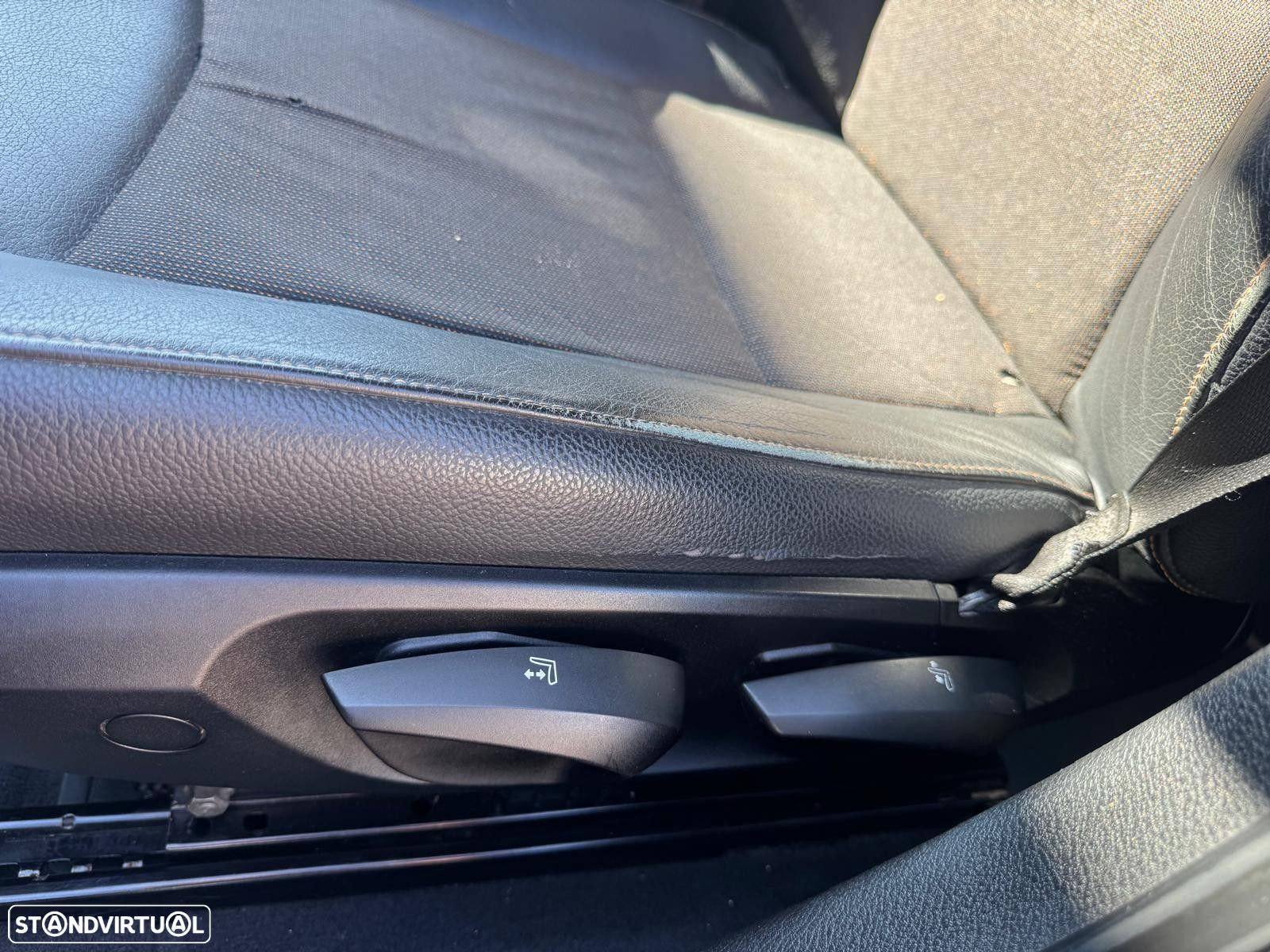 BMW X1 16 d sDrive xLine - 35