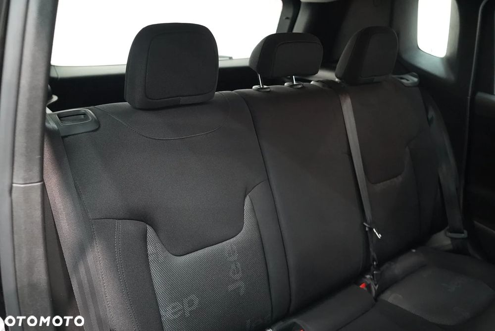 Jeep Renegade - 22