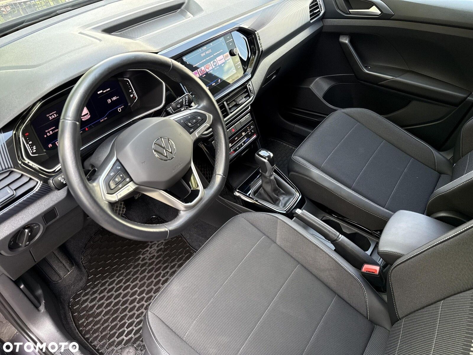 Volkswagen T-Cross 1.0 TSI Style DSG - 9