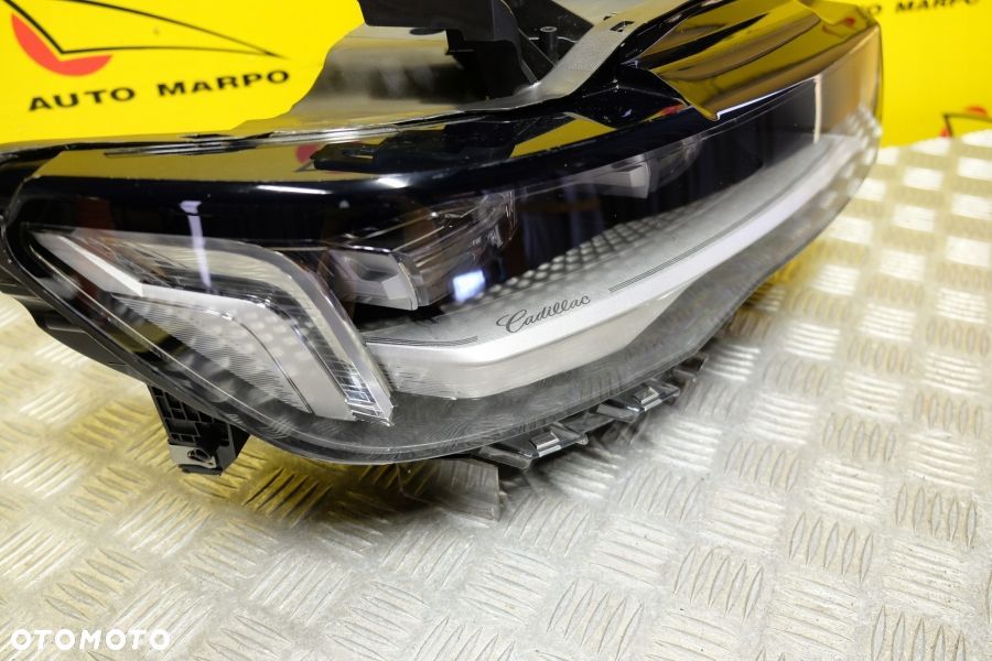 CADILLAC ESCALADE 2020-2021 REFLEKTOR LAMPA FULL LED BASE PRAWA USA - 4