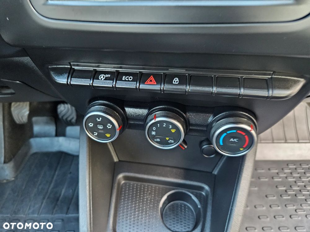 Dacia Duster 1.6 SCe Prestige - 26