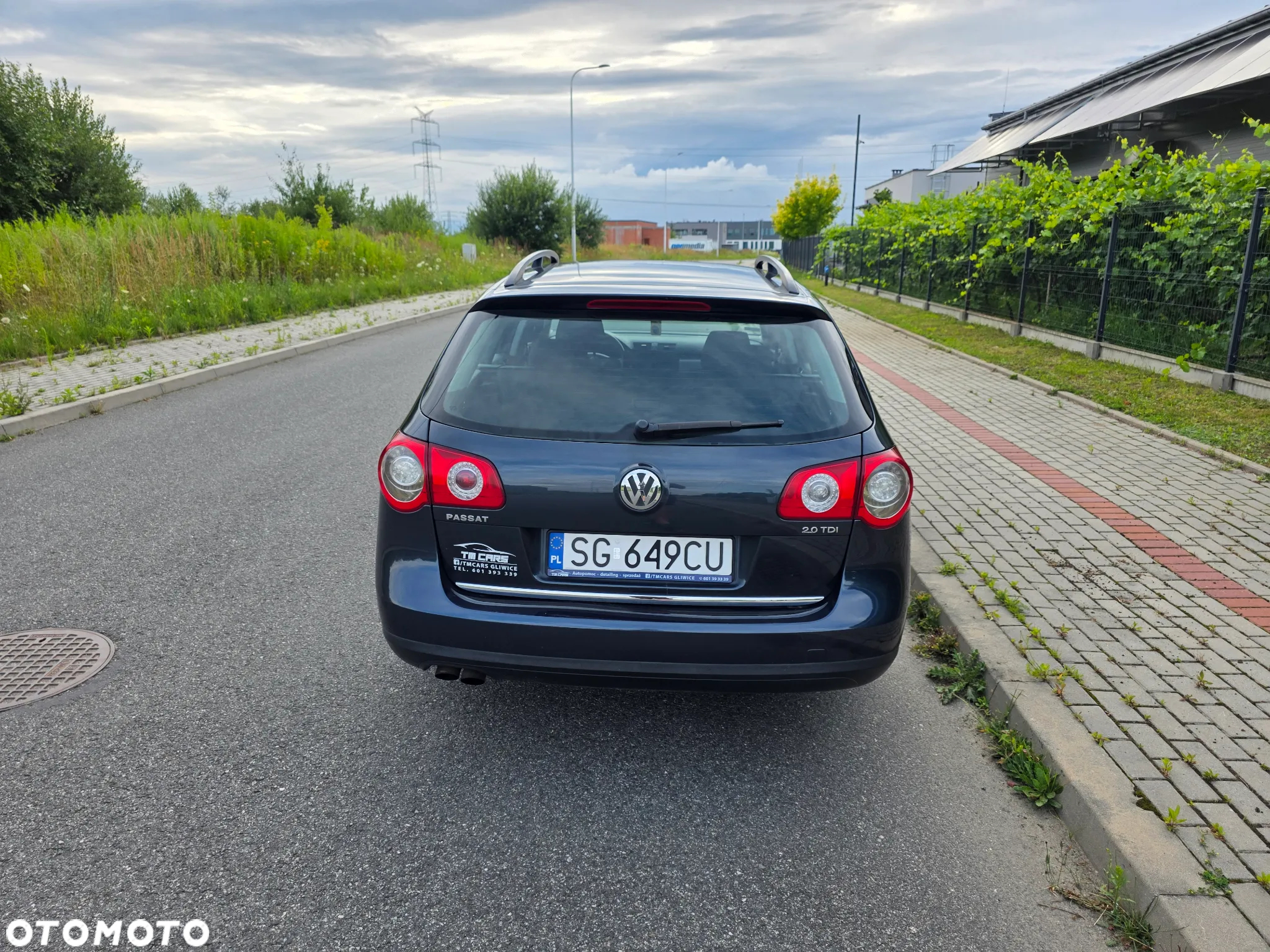Volkswagen Passat 2.0 TDI DPF Highline - 4