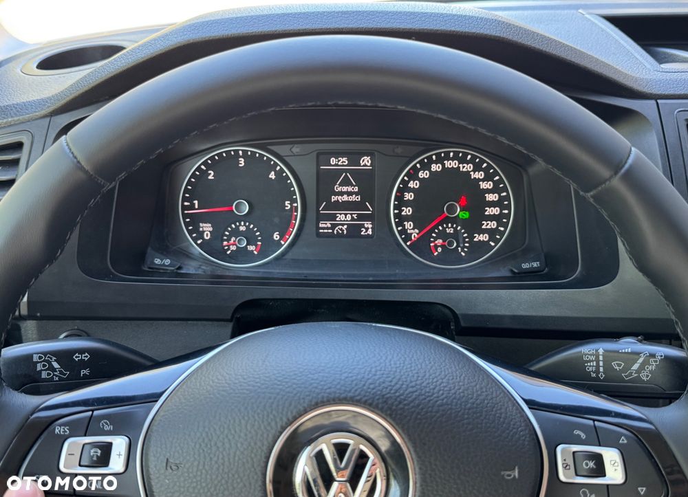 Volkswagen Transporter - 15