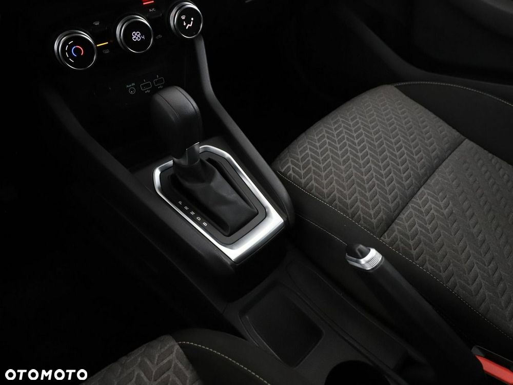 Renault Clio E-TECH Full 145 EVOLUTION - 29