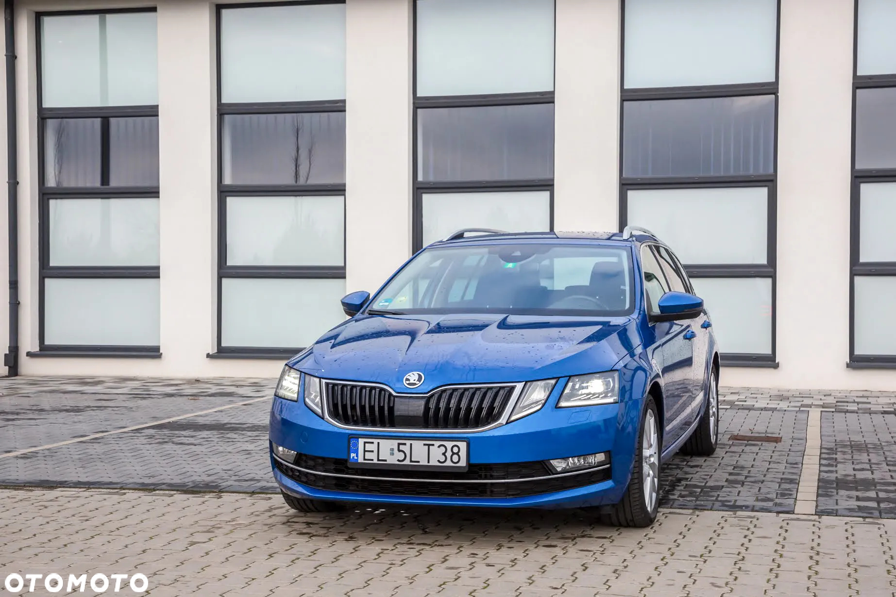 Skoda Octavia 2.0 TDI Ambition DSG - 3
