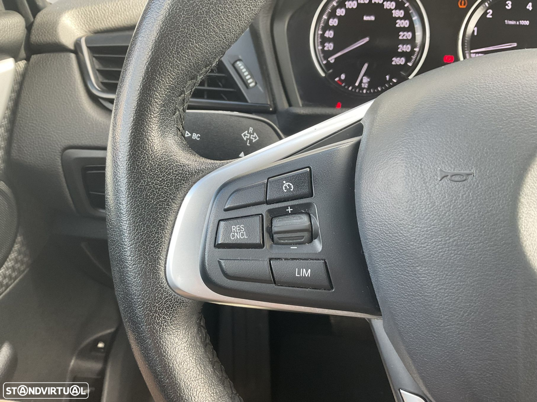 BMW 225xe Active Tourer Advantage - 35