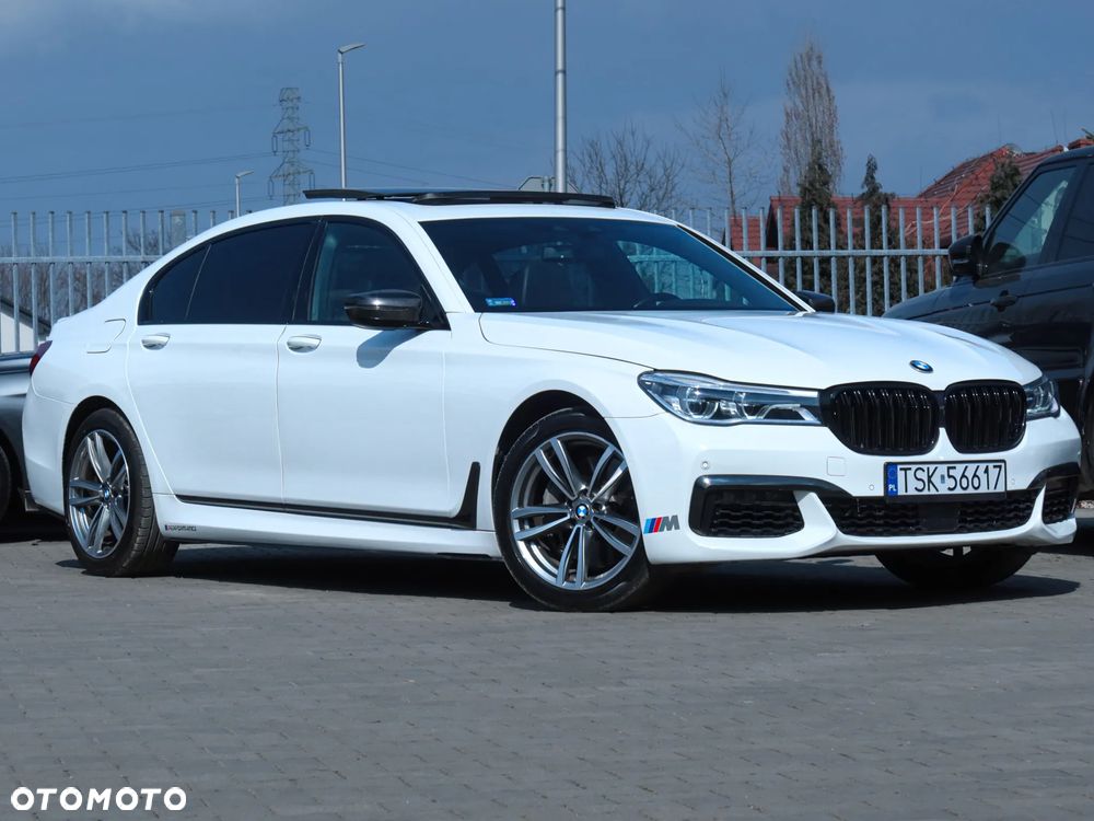 BMW Seria 7 750Li xDrive - 39