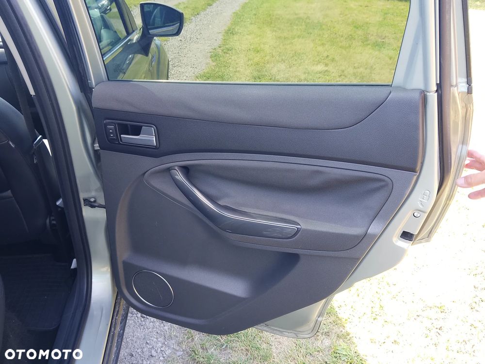 Ford Kuga S 2.0 TDCi 4x4 Editionsmodell - 13