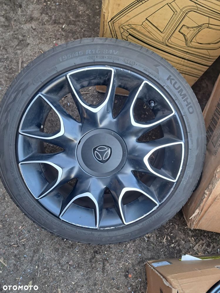 Felgi koła letnie Lancia Ypsilon 16 Cali 6.5Jx16H2 ET 30 Kumho Ecsta HS52 195/45R16 84V 71806210 51839195 51956501 - 3