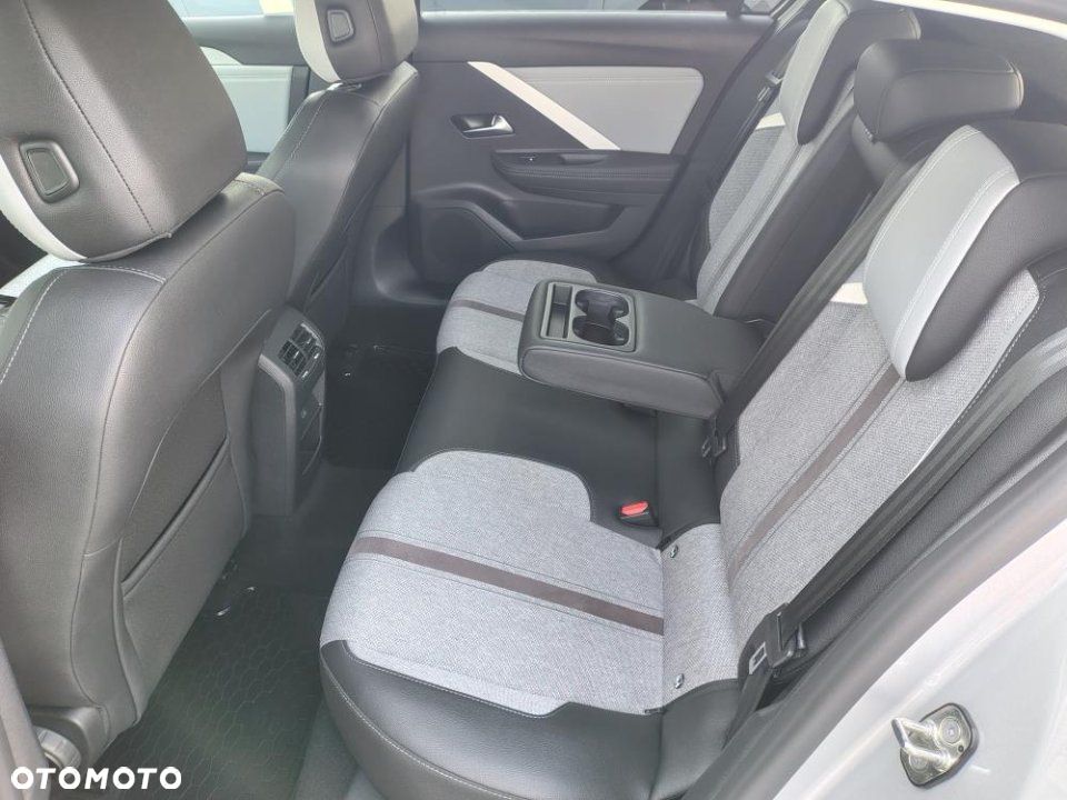 Opel Astra - 13