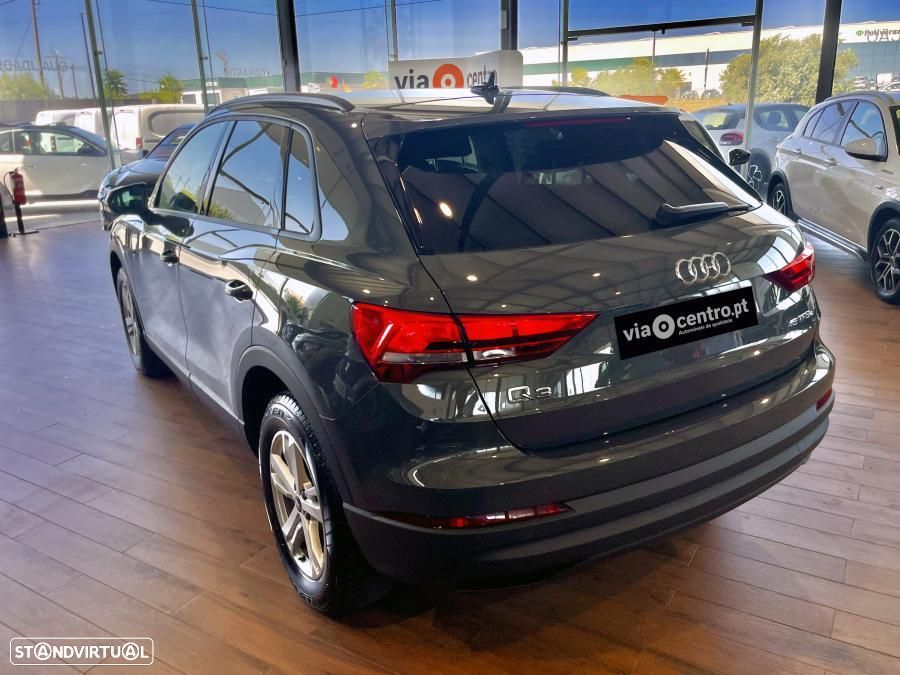 Audi Q3 45 TFSIe S tronic - 4