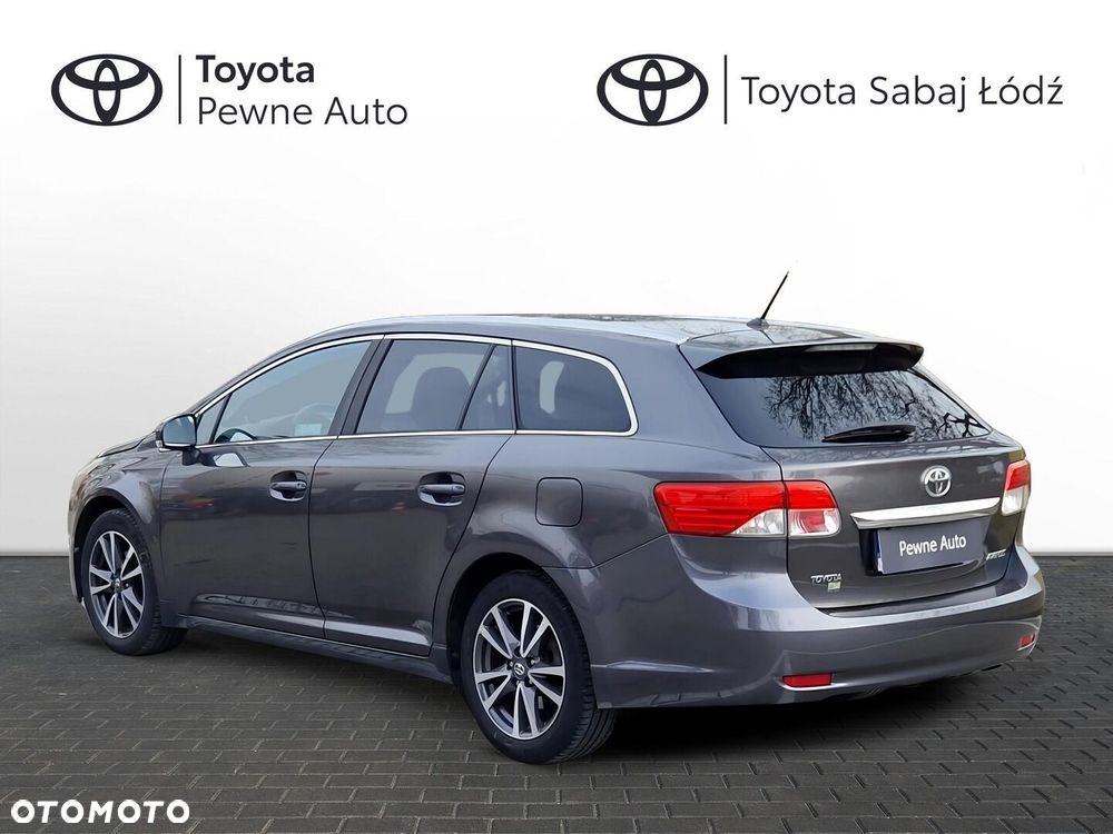 Toyota Avensis 1.8 Premium - 3