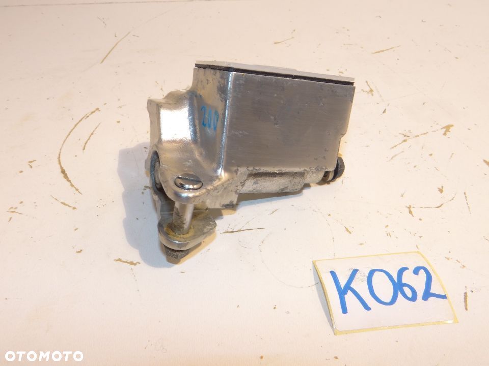 Kawasaki VN 2000 Vulcan Pompa hamulca przód K062 - 1