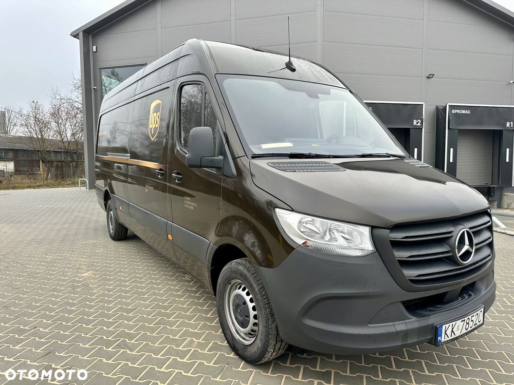 Mercedes-Benz Sprinter - 1