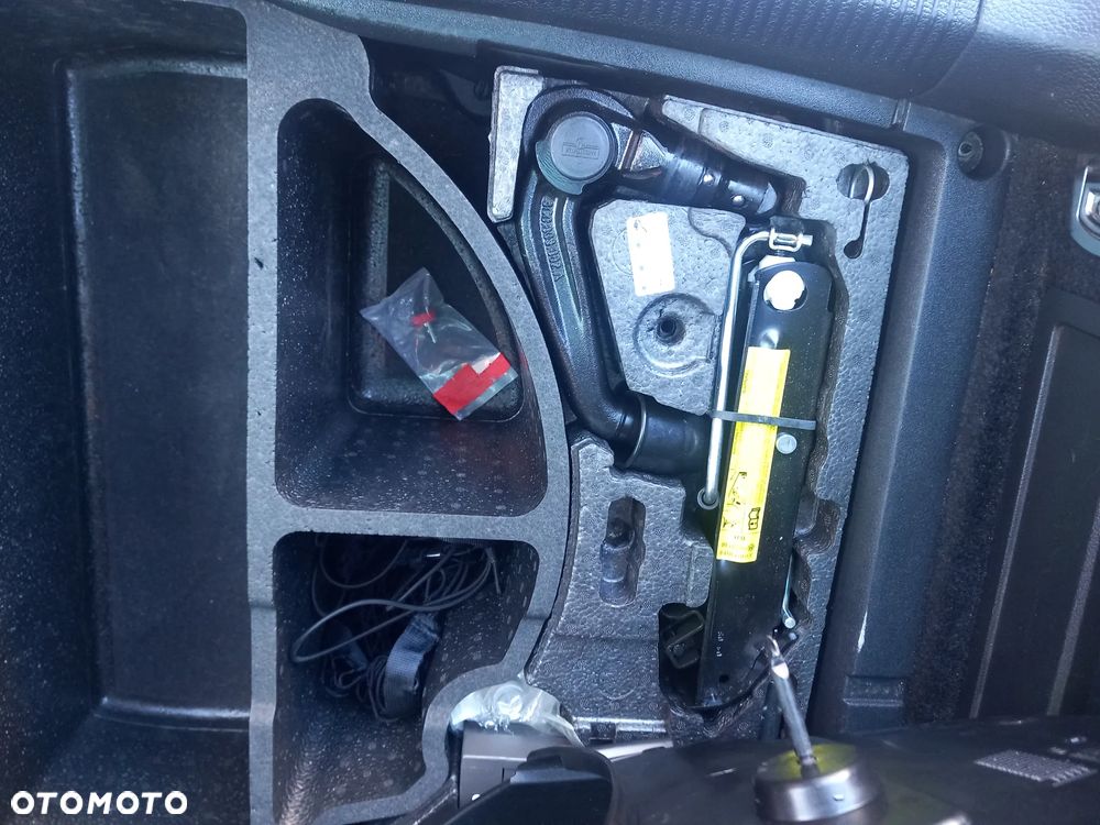 Volkswagen Passat 2.0 TDI BlueMotion Technology Comfortline - 15