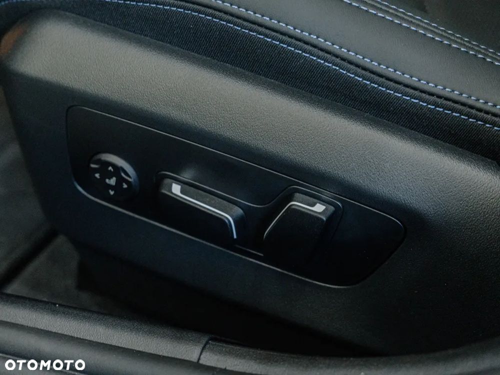 BMW Seria 5 520i - 15