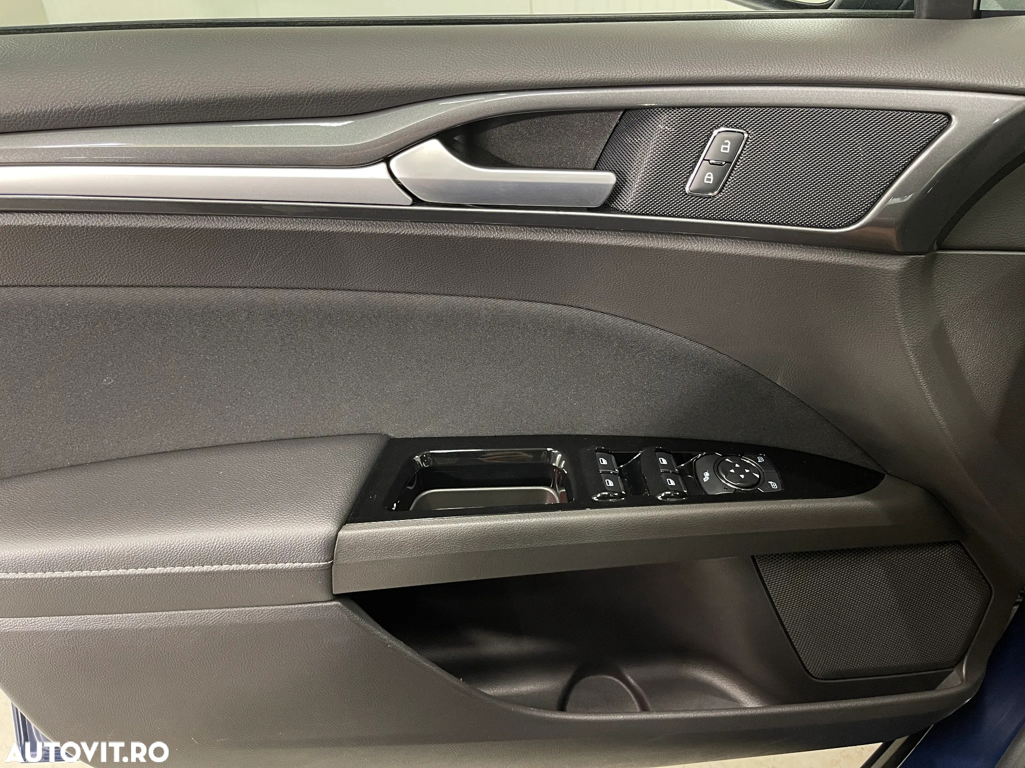 Ford Mondeo 2.0 TDCi Powershift Trend - 18