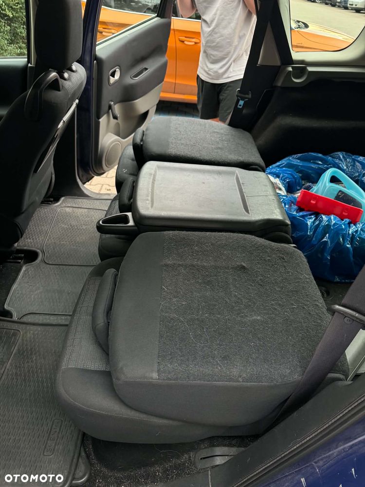 Renault Scenic 1.9 dCi Expression - 15