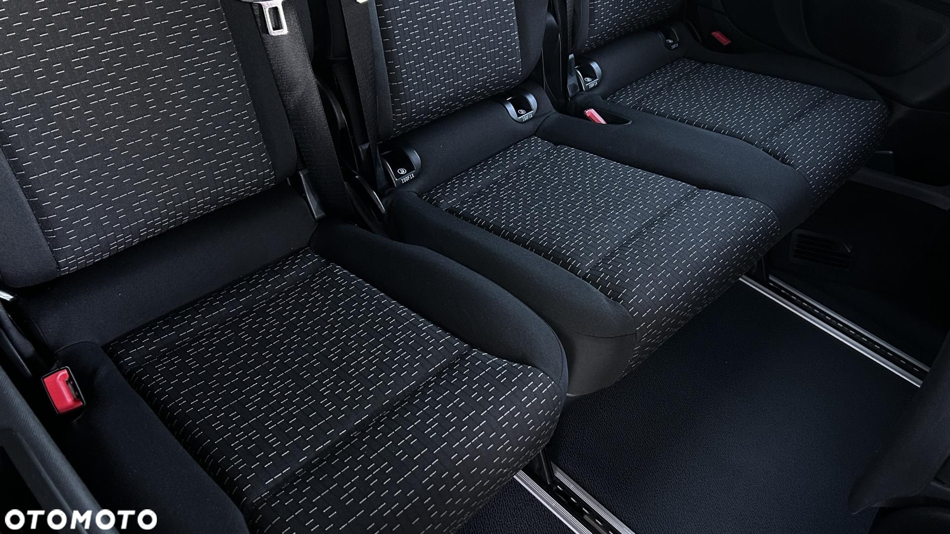 Mercedes-Benz Vito - 25