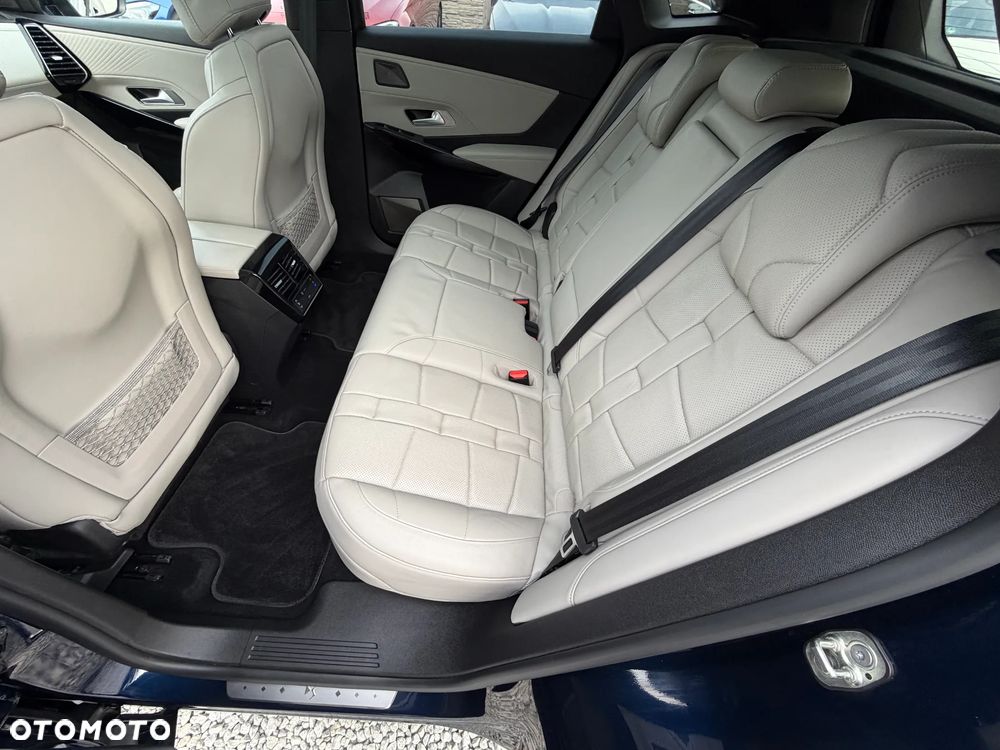 DS Automobiles DS 7 Crossback 1.6 E-Tense 4x4 Grand Chic - 29