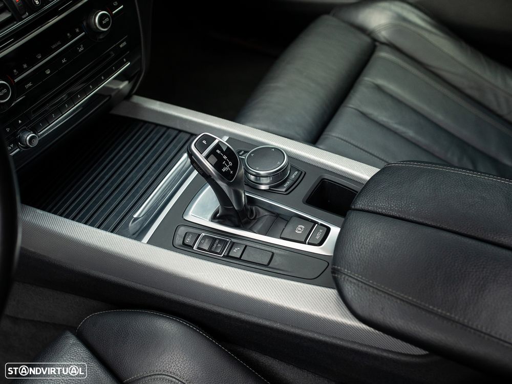 BMW X5 25 d sDrive Pack M - 34