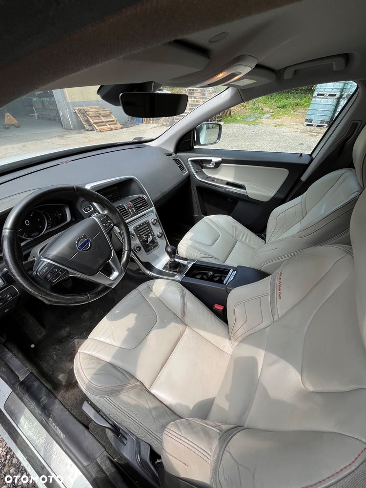 Volvo XC 60 D4 AWD Ocean Race - 7