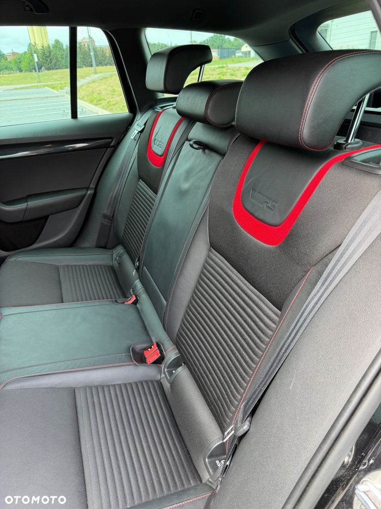 Skoda Octavia 2.0 TDI RS DSG - 21