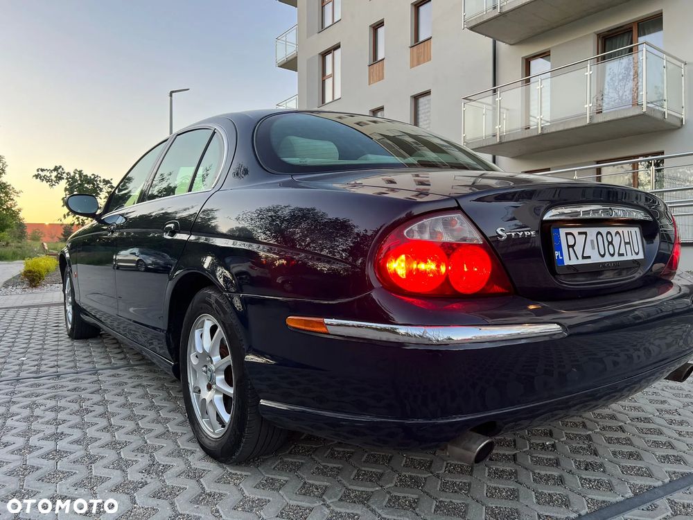 Jaguar S-Type 2.5 V6 Sport - 9